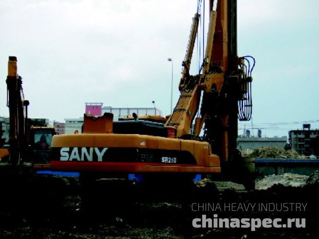 SANY SR250 на строительстве дороги Таншань-Шихуань